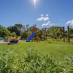 Holiday home Lovely In With Wifi Pula