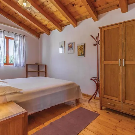 2 Bedroom Awesome In Дом отдыха