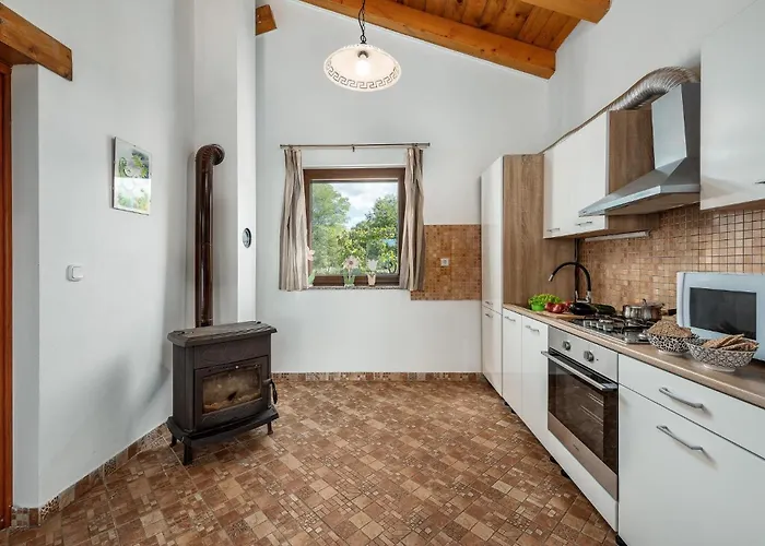 Holiday home 2 Bedroom Awesome In *