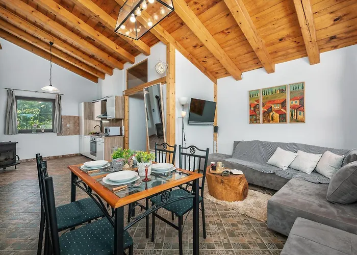 2 Bedroom Awesome In 普拉