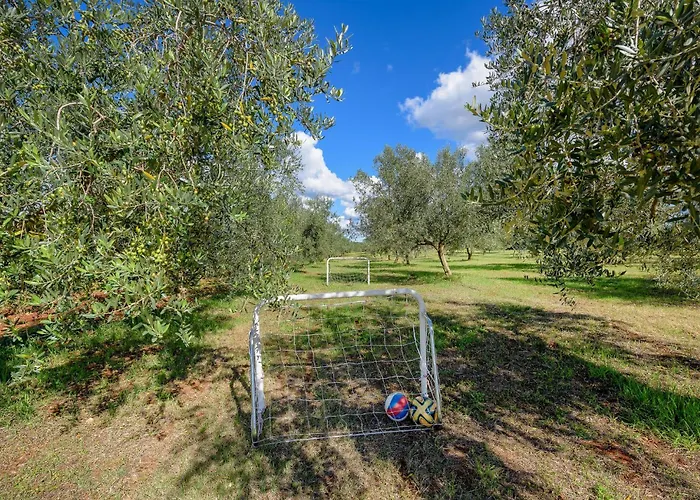 2 Bedroom Awesome In * 普拉