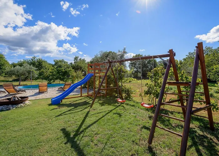 2 Bedroom Awesome In *